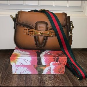 Gucci Crossbody Saddle Bag w/Dustbag